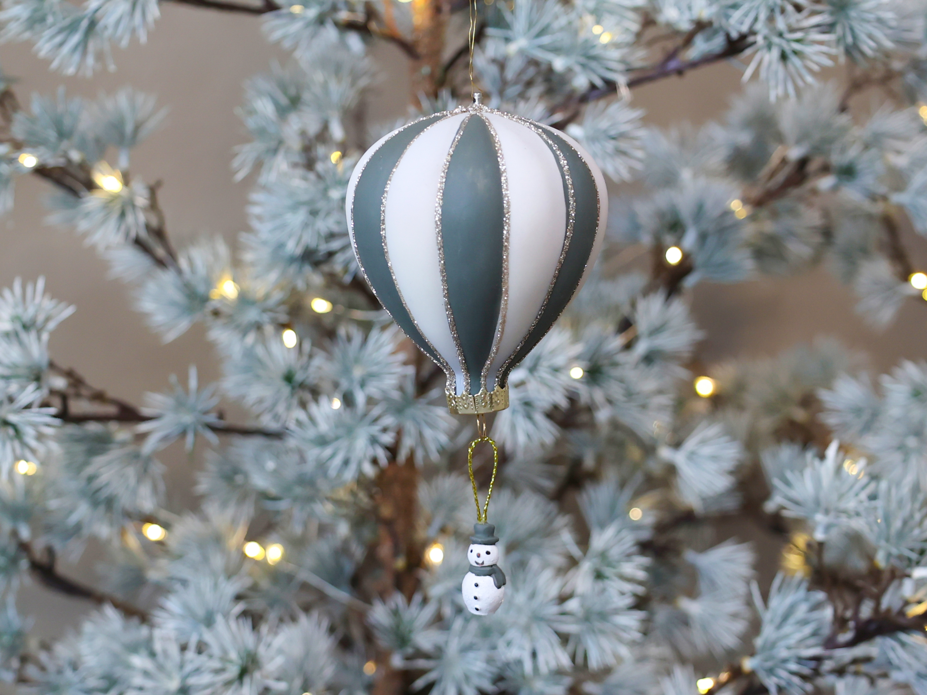 Chic Antique Weihnachtsdekoration Luftballon mit Schneemann grau grün zum Aufhängen