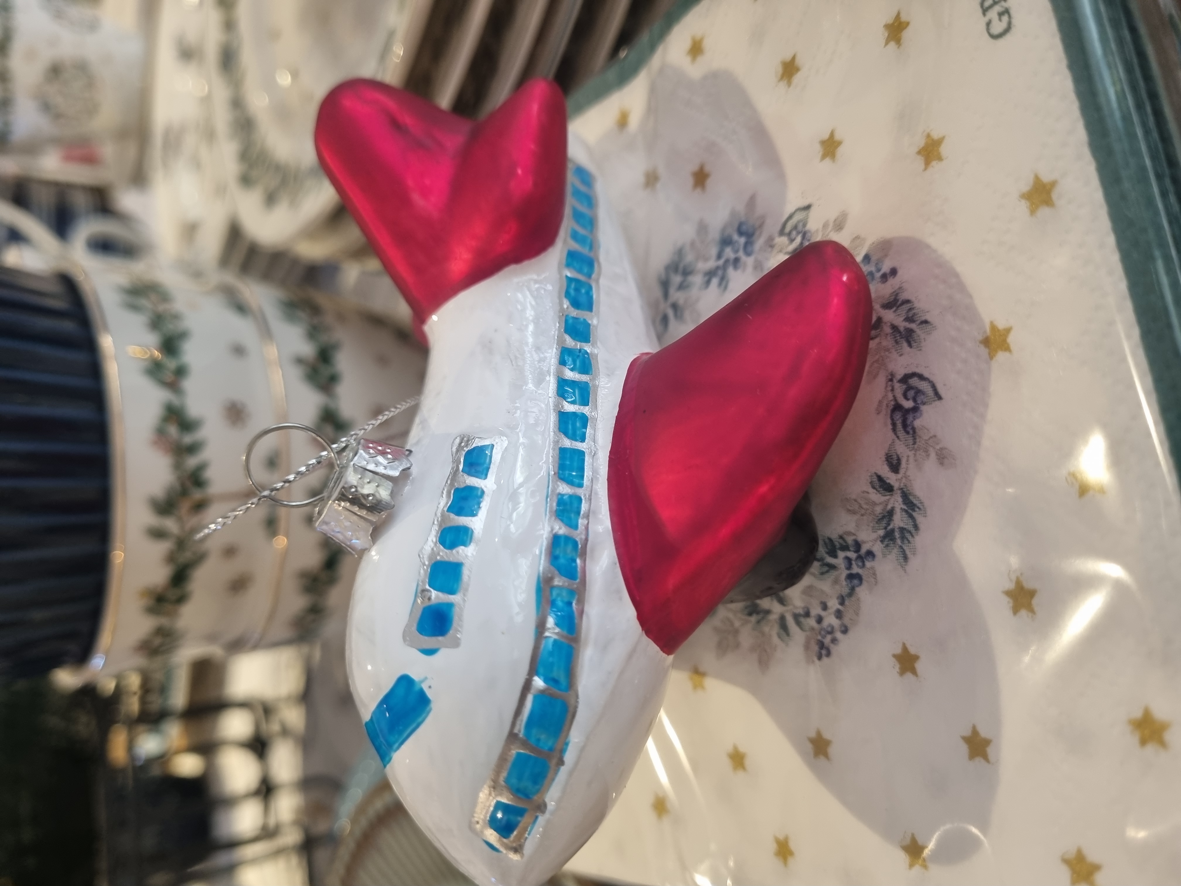 Voß Weihnachtsbaumanhänger Flugzeug Glas