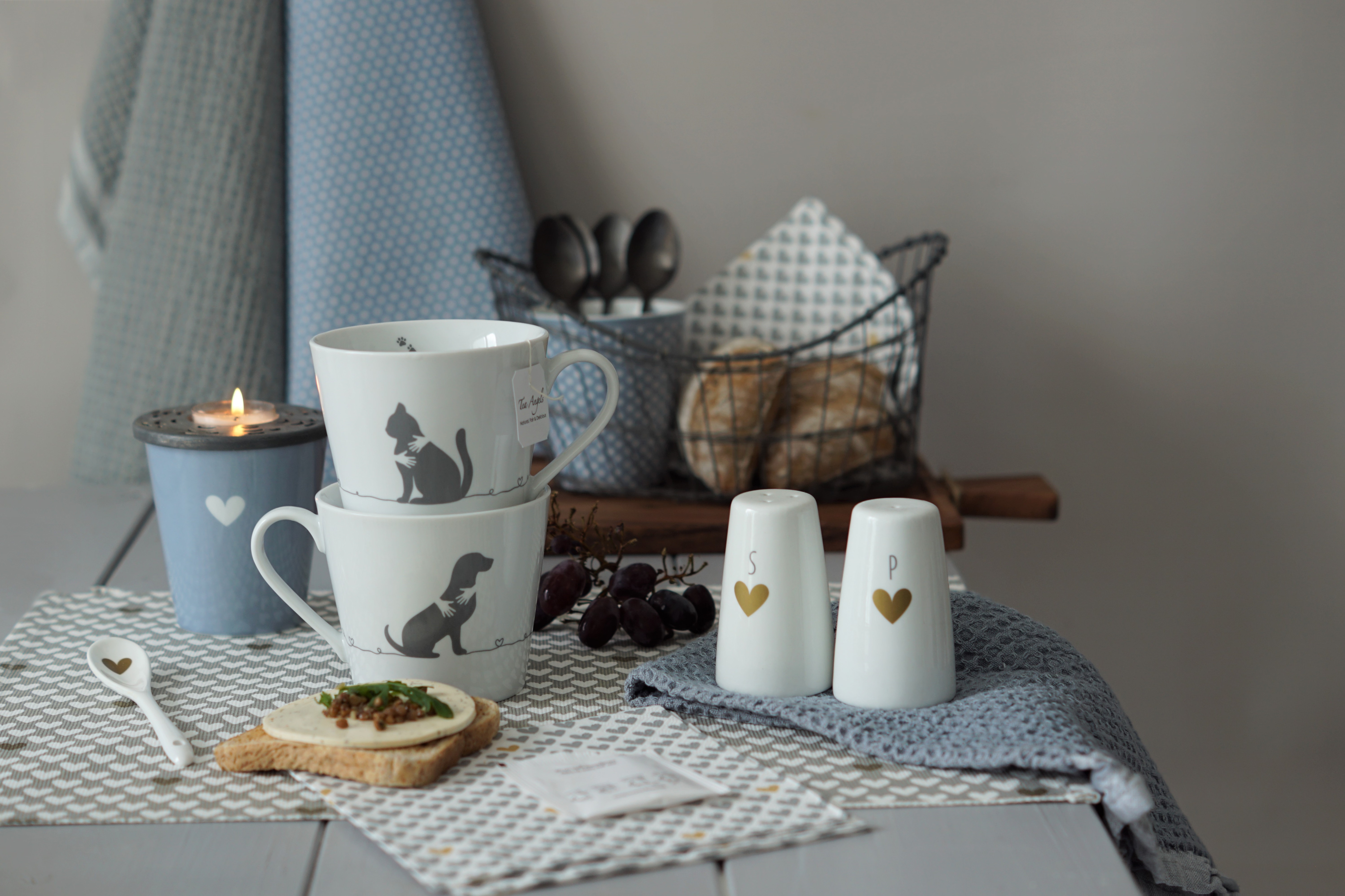 Krasilnikoff Happy  Cup "Mrs. always right" Trinkbecher mit Henkel 