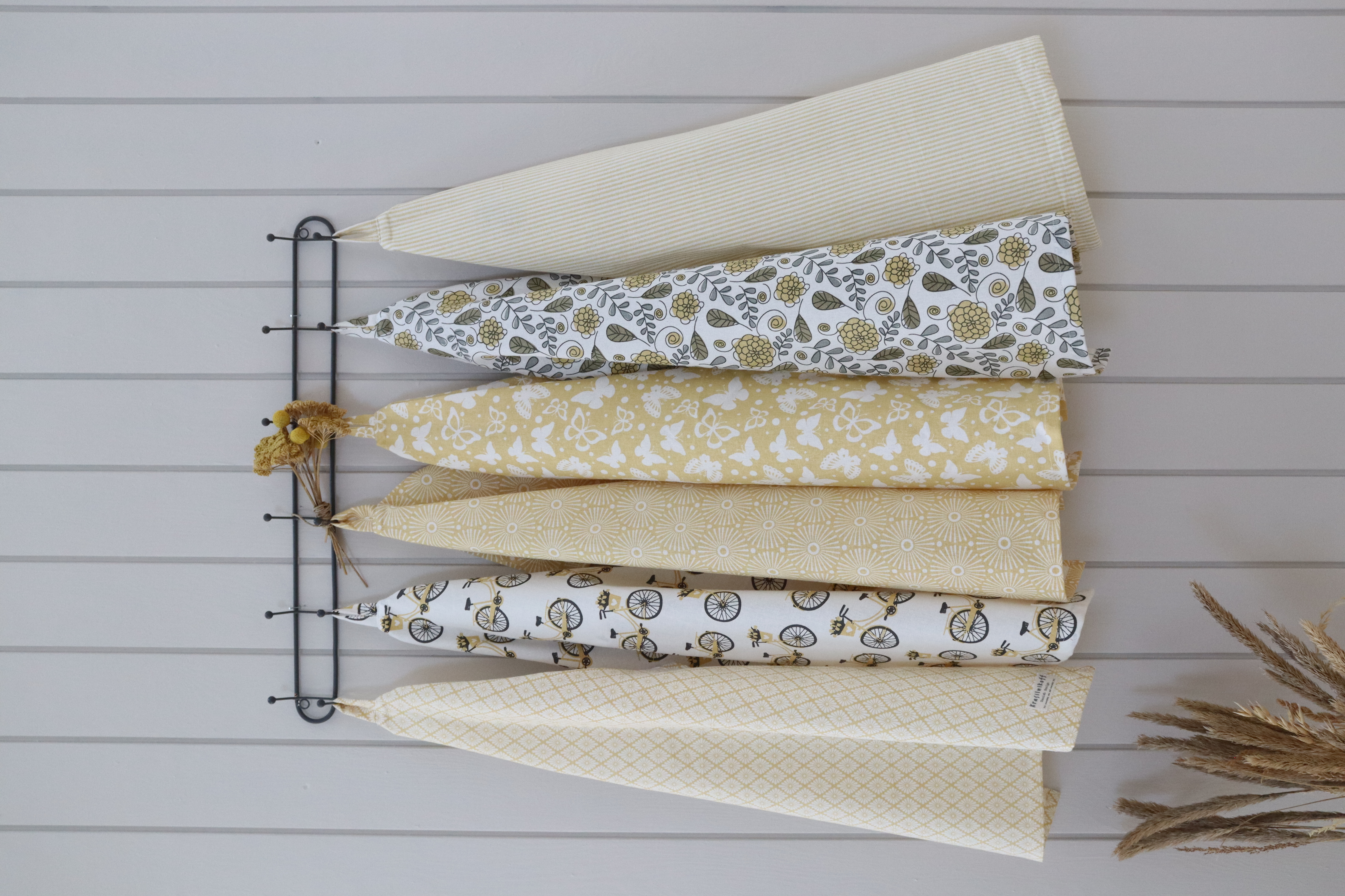 Krasilnikoff Geschirrtuch Butterflies dusty yellow Teatowel