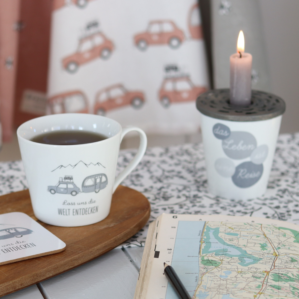 Krasilnikoff Happy Cup Lass uns die Welt entdecken Trinkbecher mit Henkel