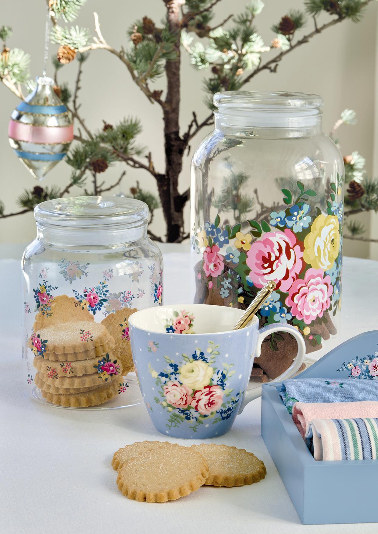 Greengate Schale Sweets Bowl pale blue Adelena inside   