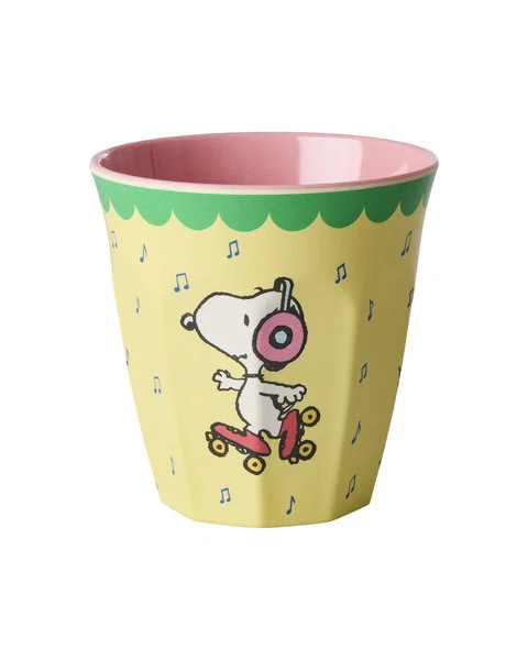 RICE Melamin Cup Yellow Snoopy auf Rollschuhen medium